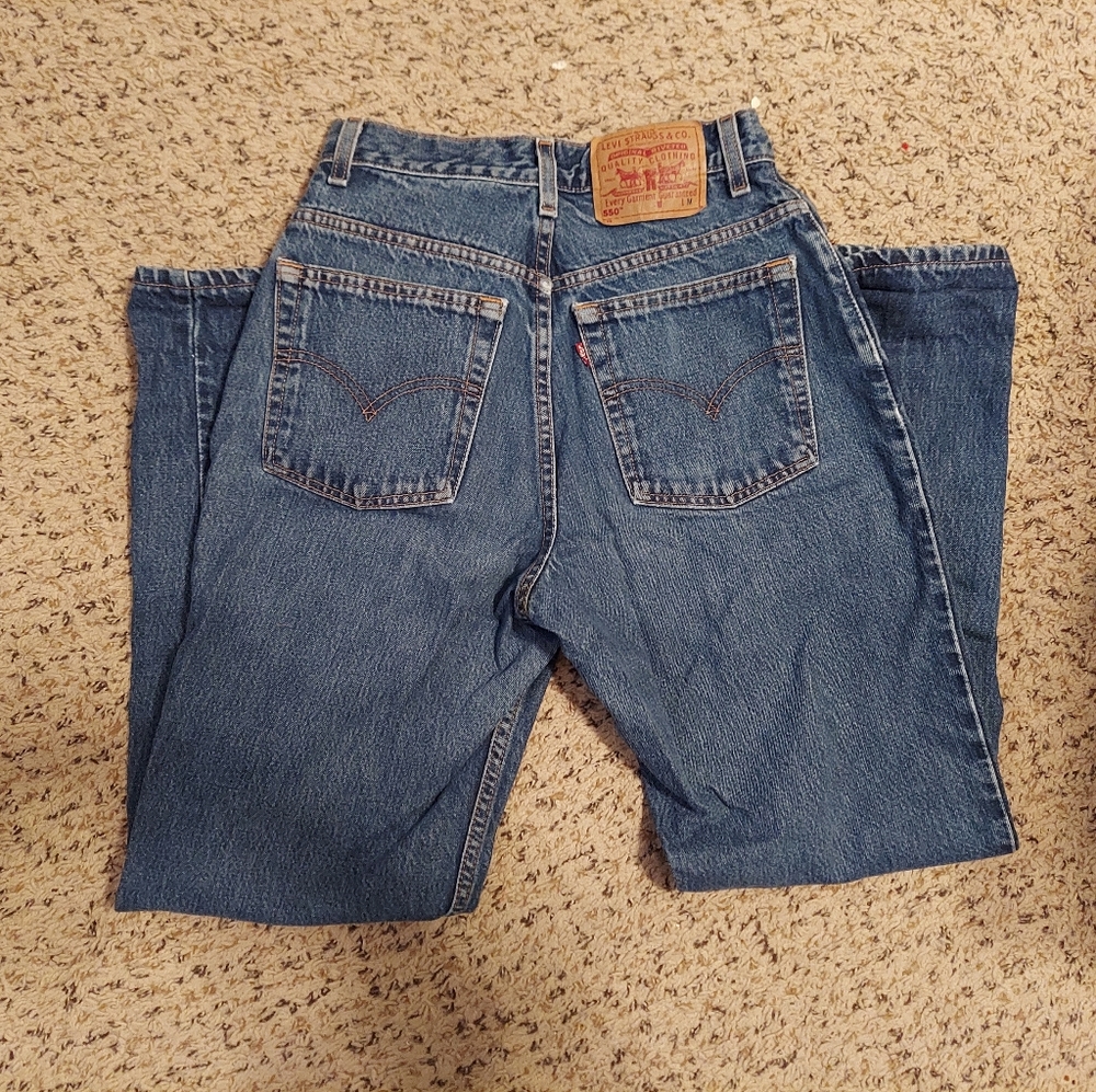 Levi's 550 Blue Jeans Size 27